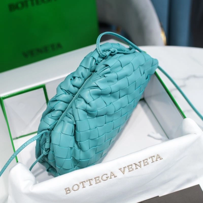 Trendsetting Bottega Veneta Pouch Clutch Bags 68091