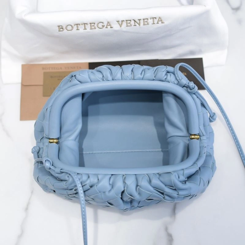 Bottega Veneta Pouch Clutch Bags Effortless 68138