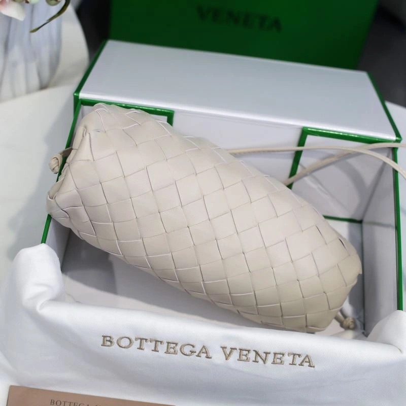 Bottega Veneta Pouch Clutch Bags ComfortFit 68135