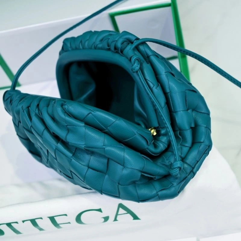 Bottega Veneta Pouch Clutch Bags Bright 68088