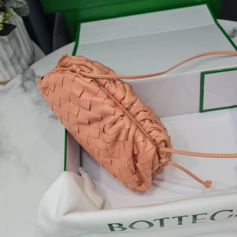 Bottega Veneta Pouch Clutch Bags Stylish 68082