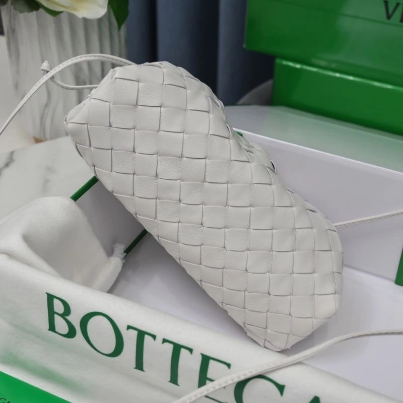 ModernLook Bottega Veneta Pouch Clutch Bags 68083