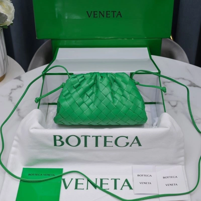 Bottega Veneta Pouch Clutch Bags EyeCatching 68126