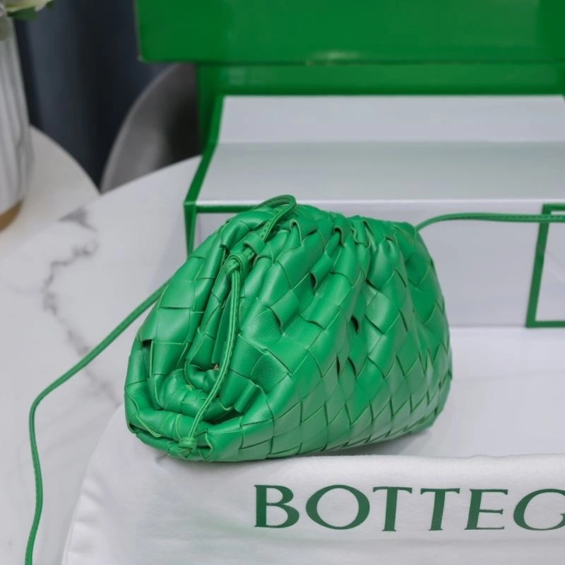 Bottega Veneta Pouch Clutch Bags EyeCatching 68126