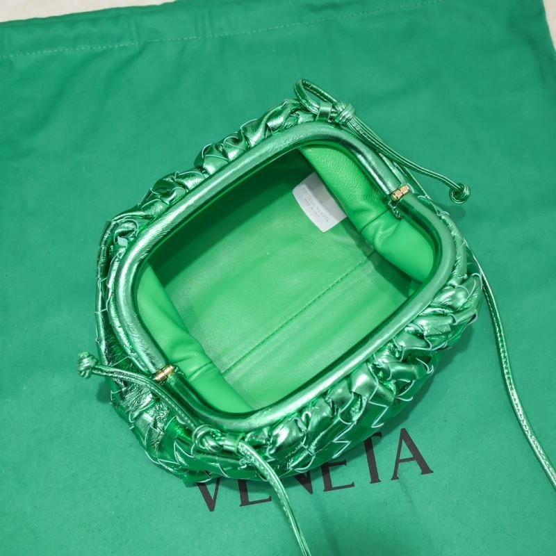 Bottega Veneta Pouch Clutch Bags Versatile 68067