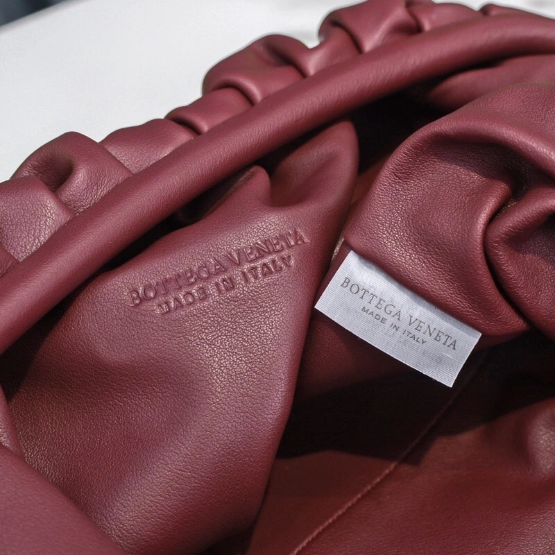 Stretchable Bottega Veneta Pouch Clutch Bags 68062