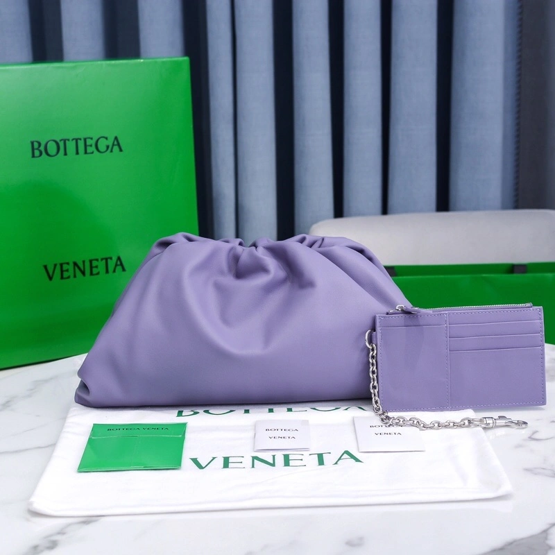 Bottega Veneta Pouch Clutch Bags EasyMatch 68059