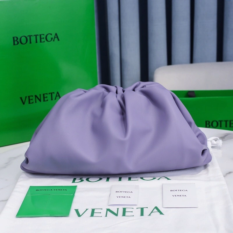 Bottega Veneta Pouch Clutch Bags EasyMatch 68059