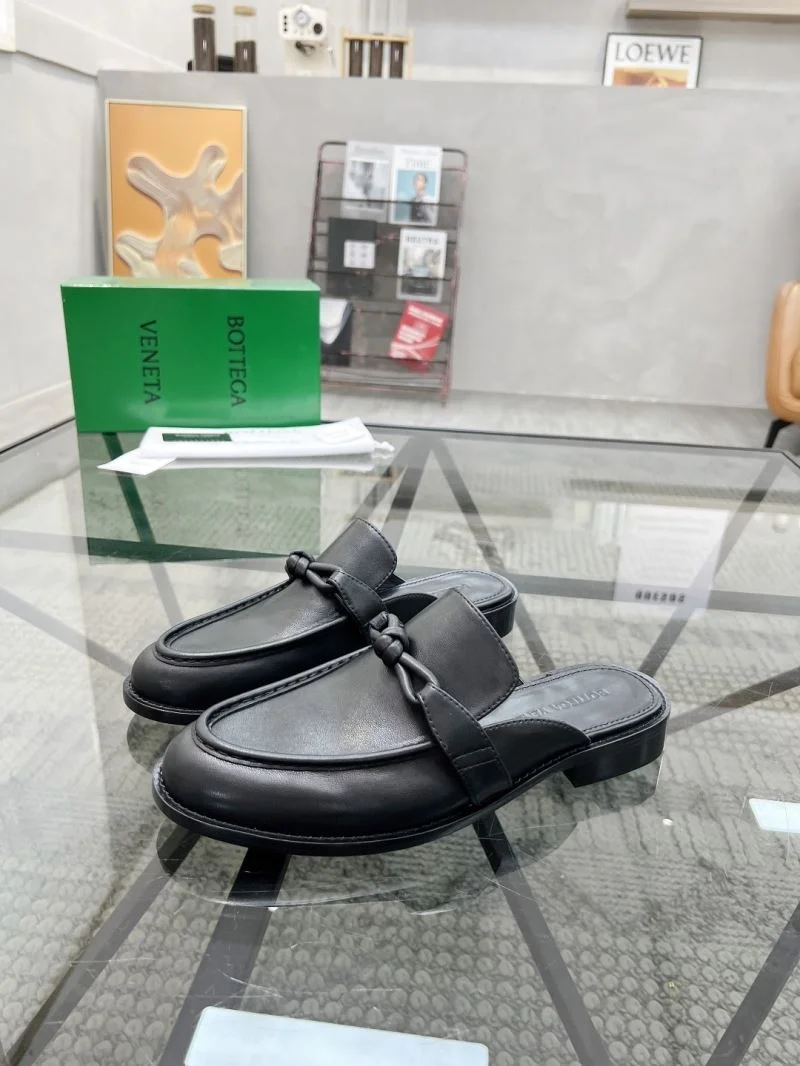 Flexible Bottega Veneta Sandals 5040