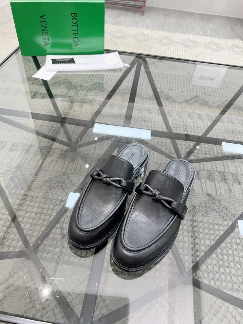Flexible Bottega Veneta Sandals 5040