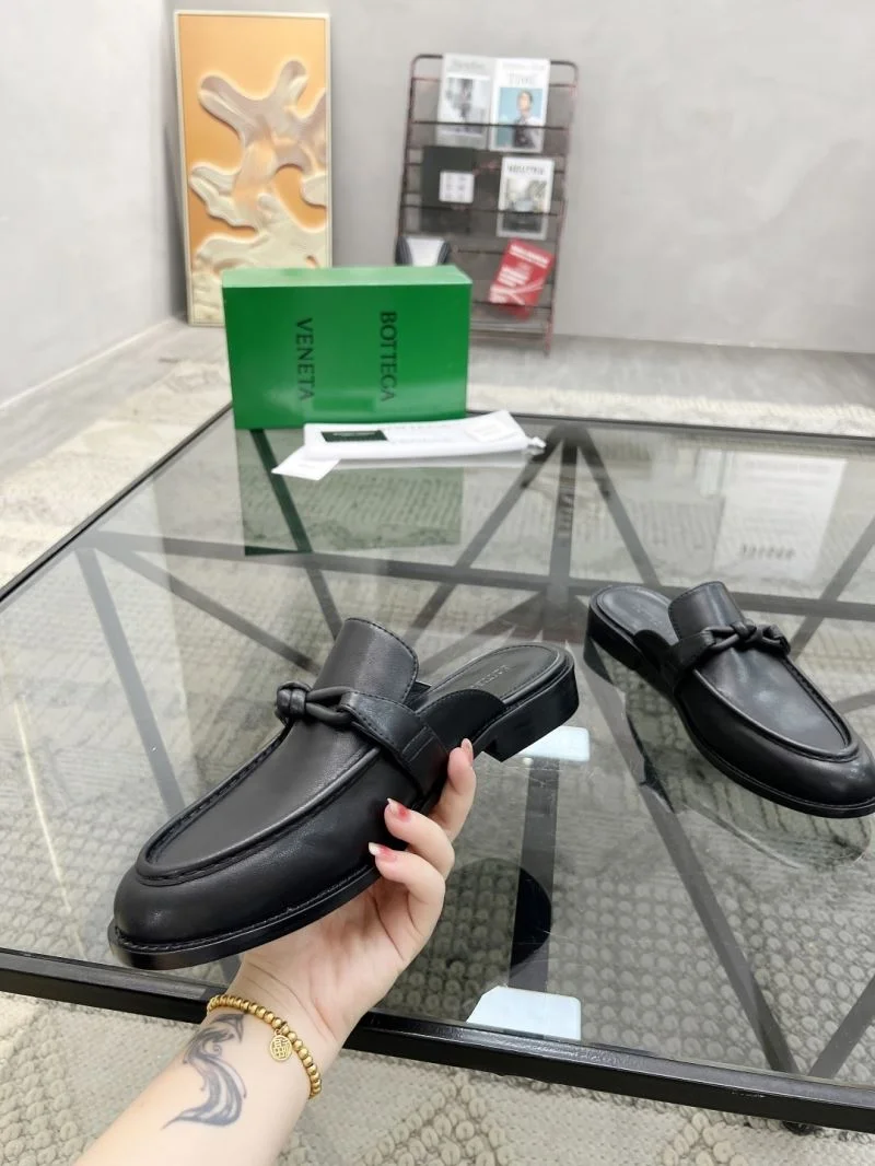 Flexible Bottega Veneta Sandals 5040
