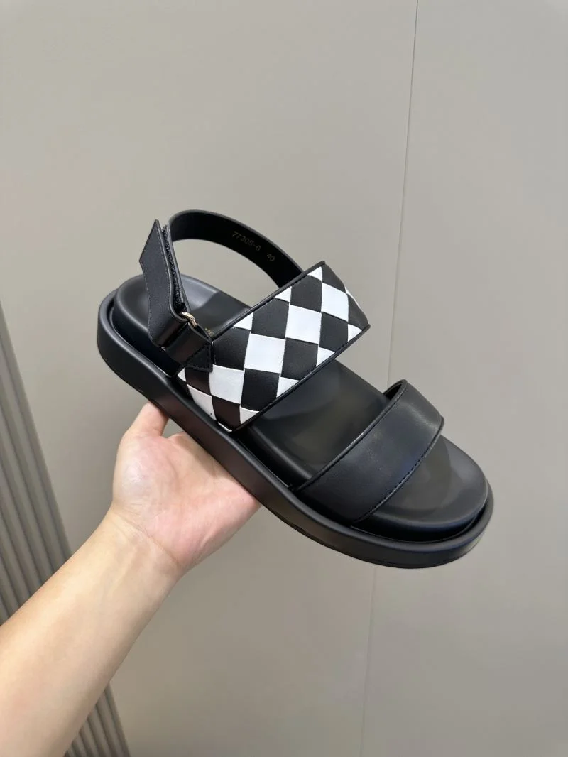 Casual Bottega Veneta Sandals 5031