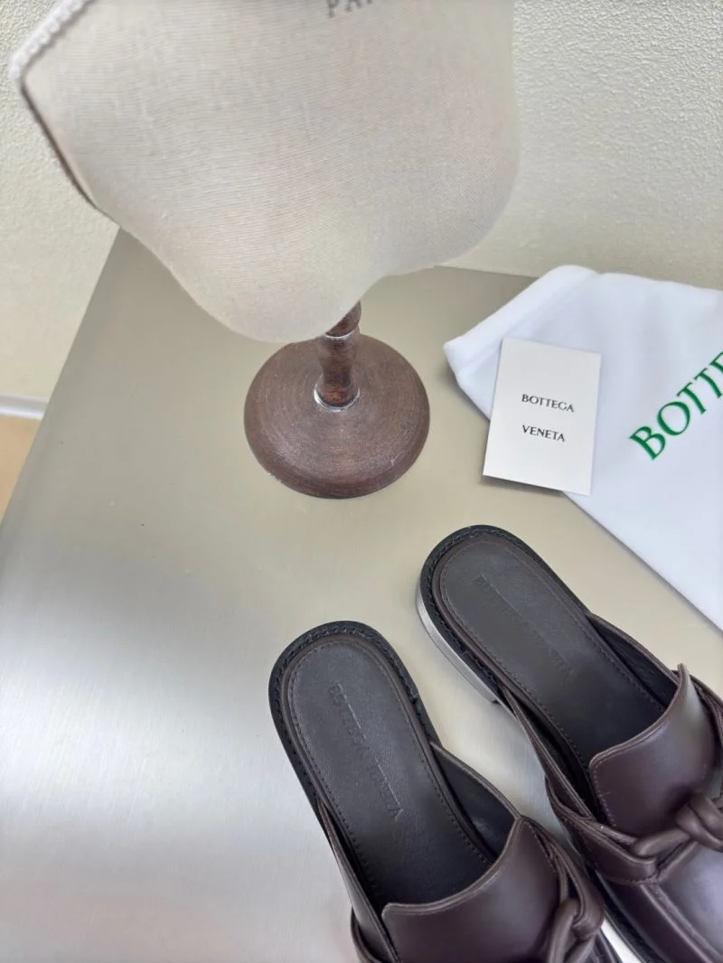 Bottega Veneta Sandals Unisex 12965