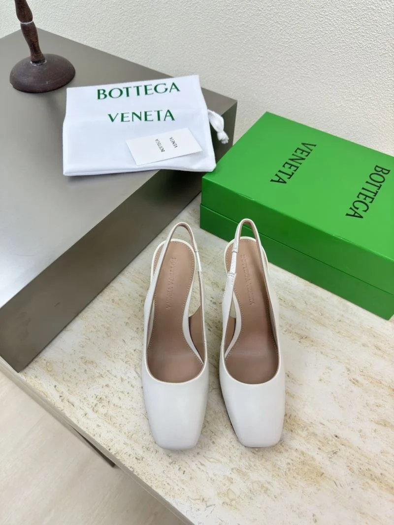 Casual Bottega Veneta Sandals 12912