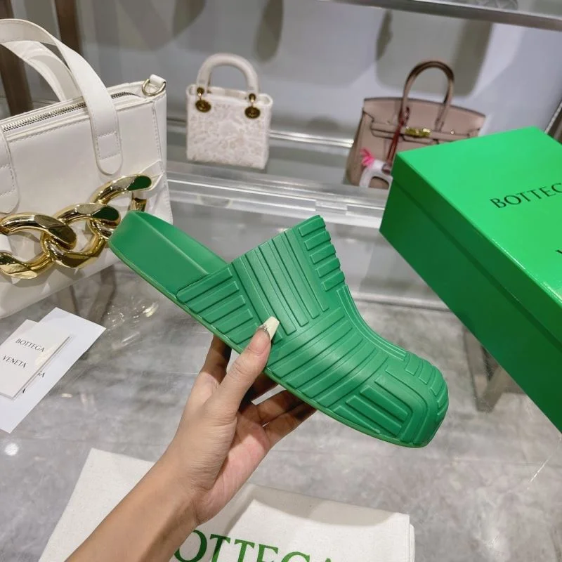 Bottega Veneta Sandals Elegant 10510