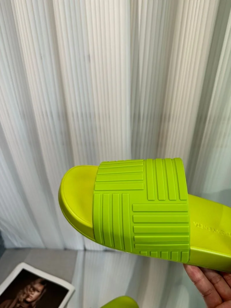 Premium Bottega Veneta Sandals 10457