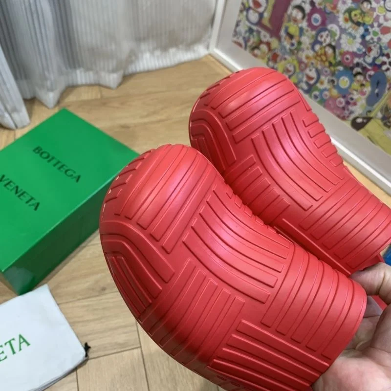 Durable Bottega Veneta Sandals 10451