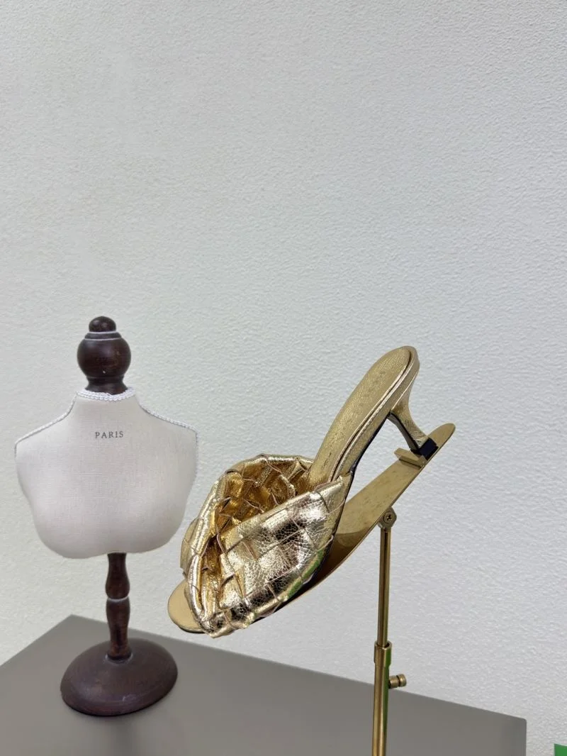 Bottega Veneta Sandals Timeless 6739