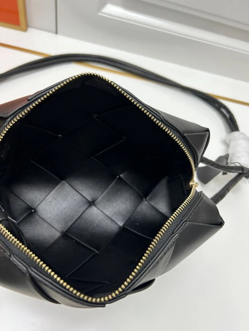 Bottega Veneta Satchel Bags WaterResistant 84696