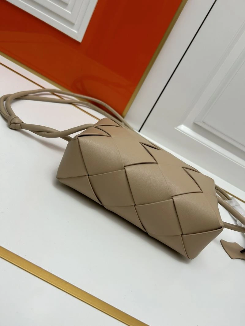 Bottega Veneta Satchel Bags ComfortFit 84768