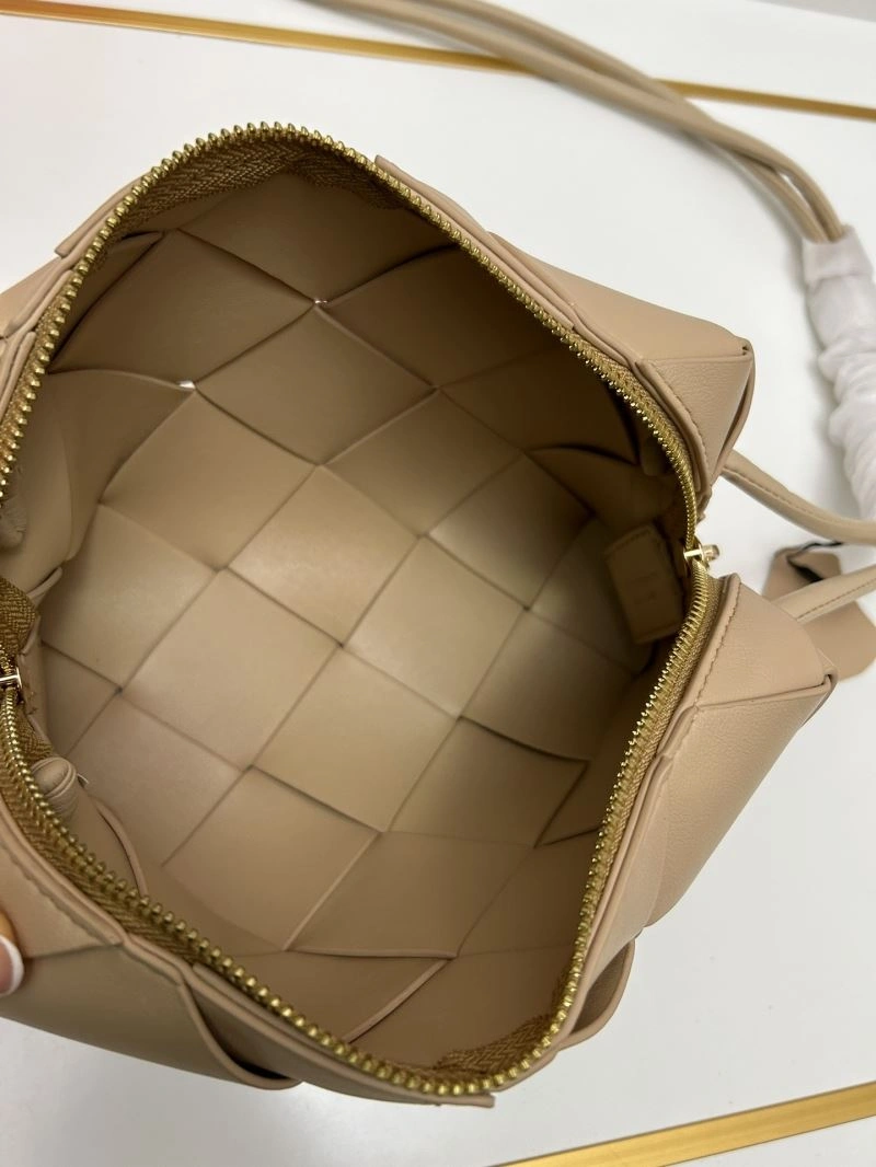 Bottega Veneta Satchel Bags ComfortFit 84768