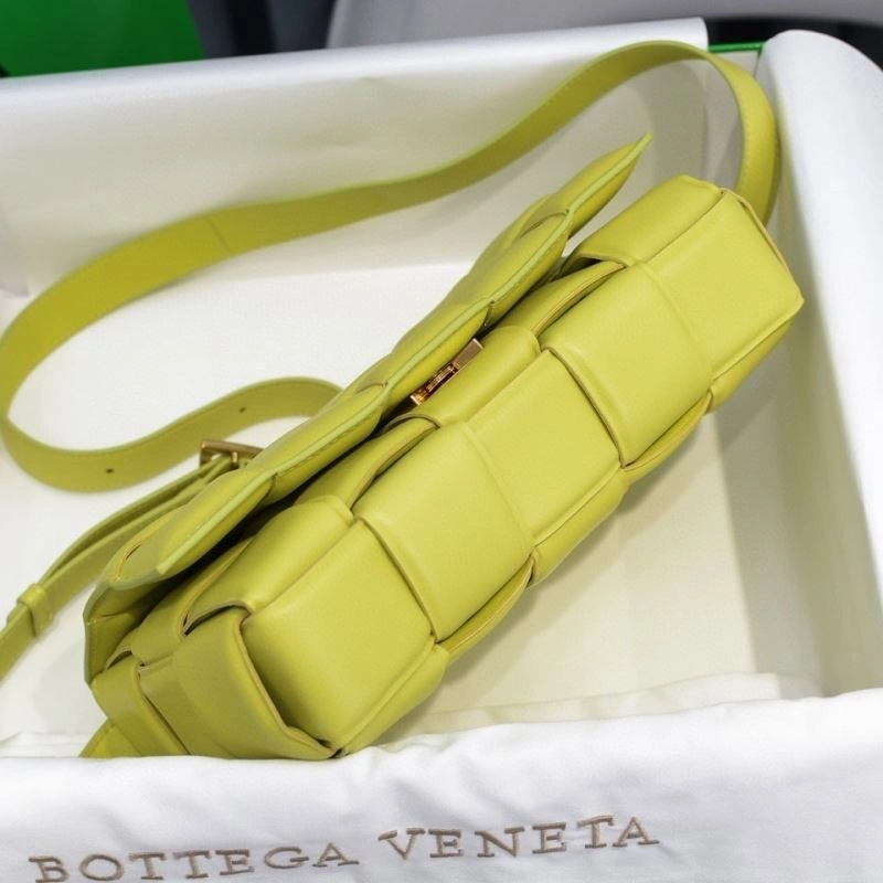 Bottega Veneta Satchel Bags ComfortFit 68049