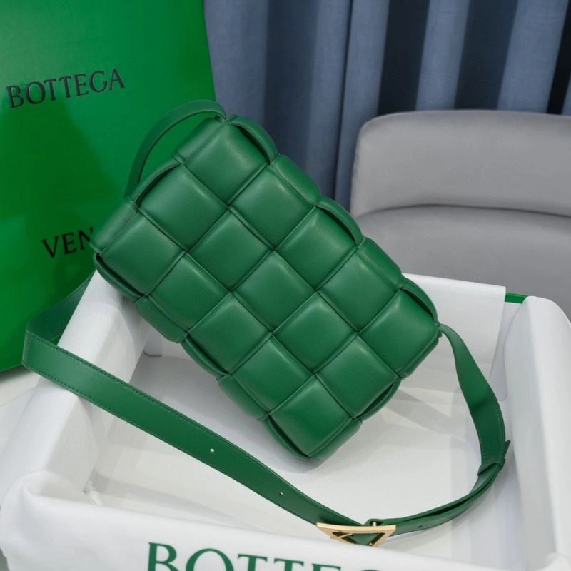 Bottega Veneta Satchel Bags ModernLook 68047