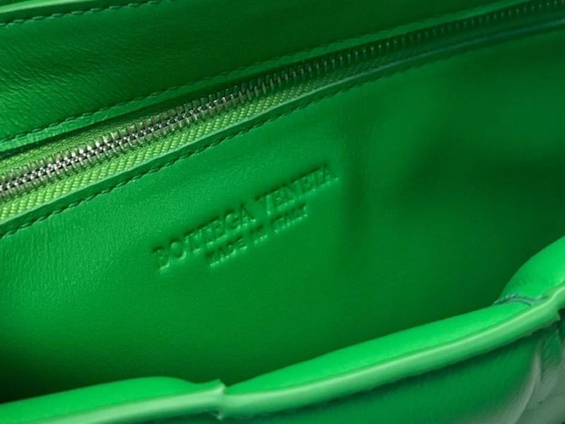 EyeCatching Bottega Veneta Satchel Bags 68045
