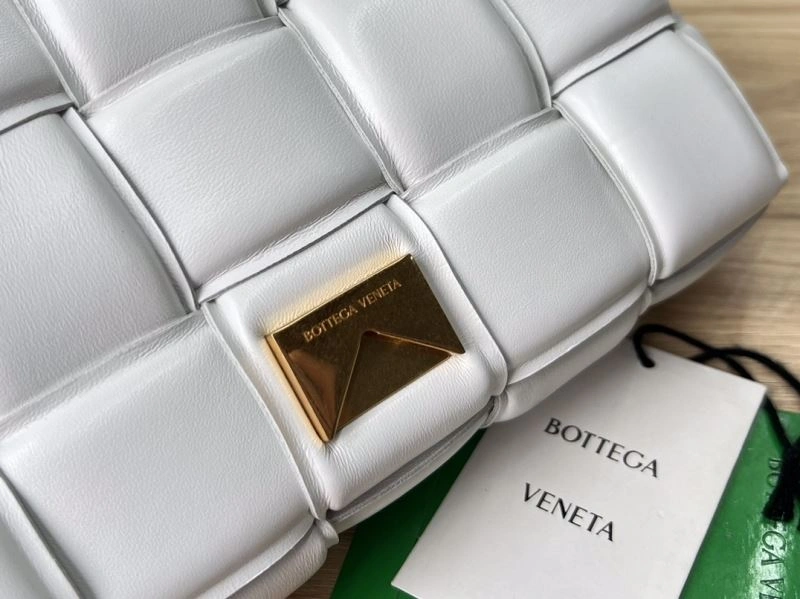 Sporty Bottega Veneta Satchel Bags 68030