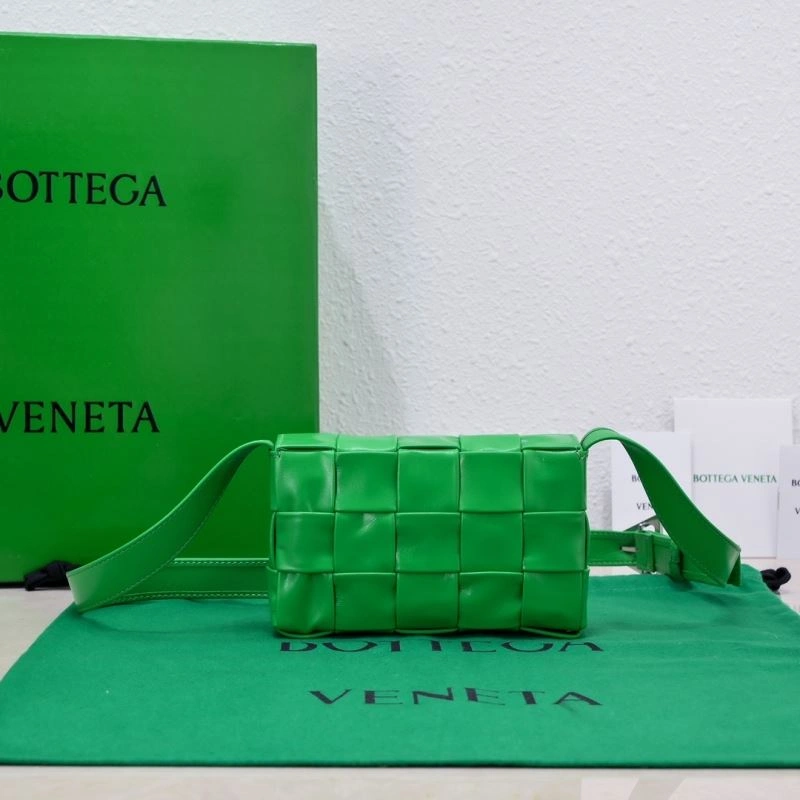 Compact Bottega Veneta Satchel Bags 68038