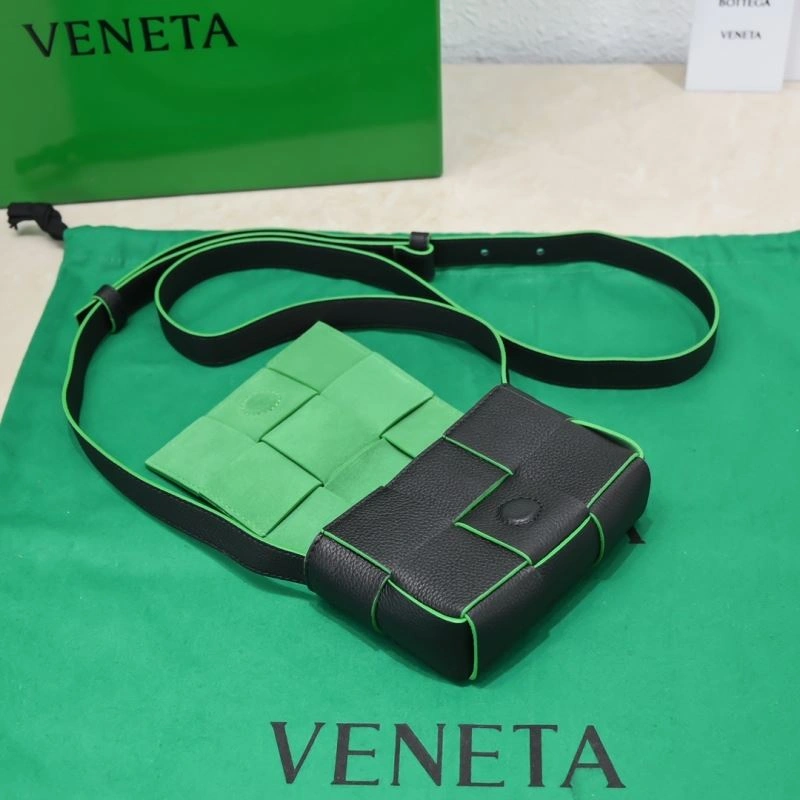 Bottega Veneta Satchel Bags UrbanChic 68025