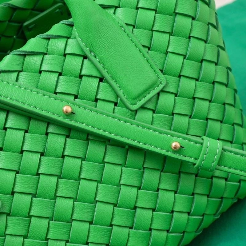Refined Bottega Veneta Satchel Bags 68058