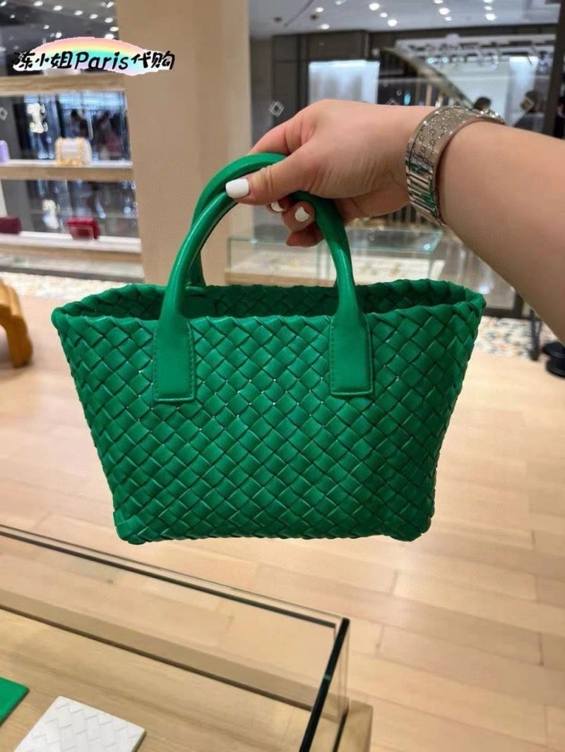 Refined Bottega Veneta Satchel Bags 68058