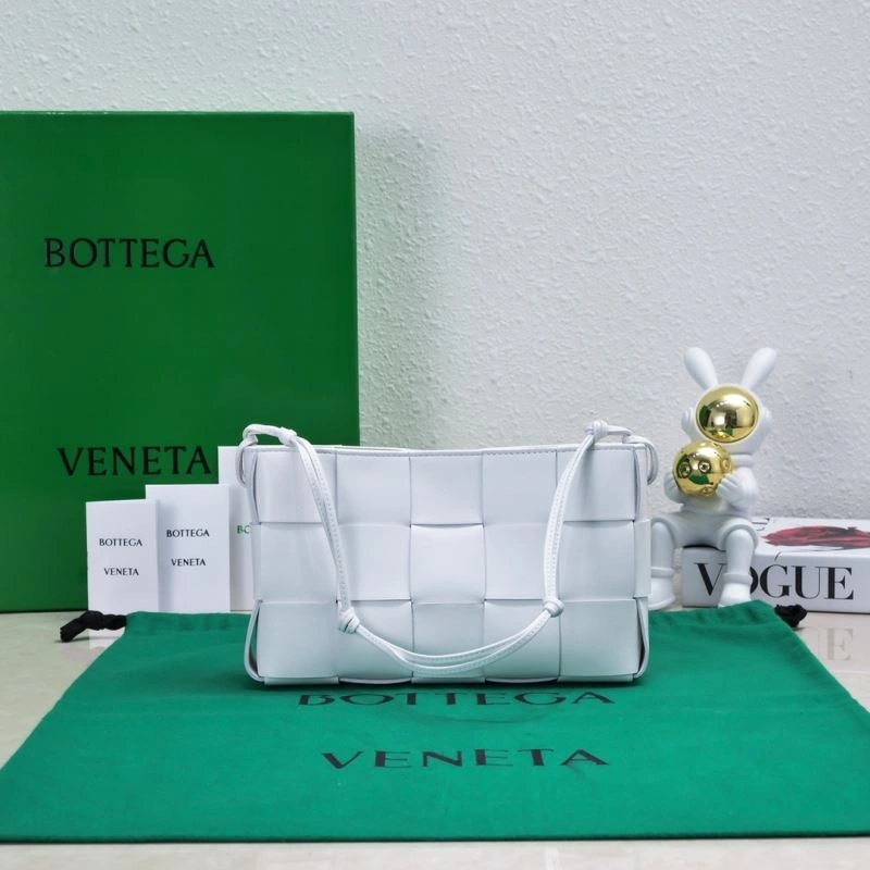 Bottega Veneta Satchel Bags Unisex 67941