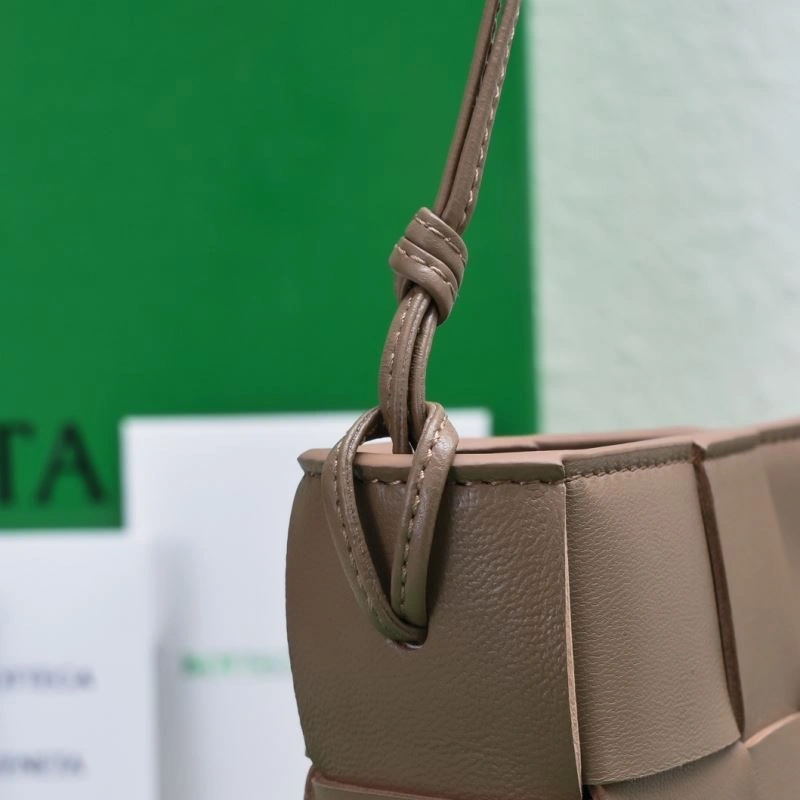 Unisex Bottega Veneta Satchel Bags 67942