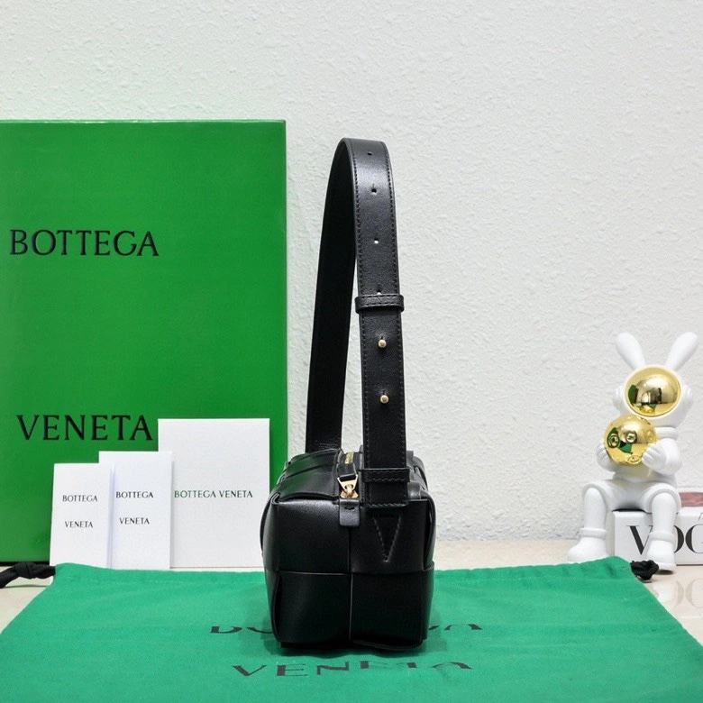 Bottega Veneta Satchel Bags Soft 67879