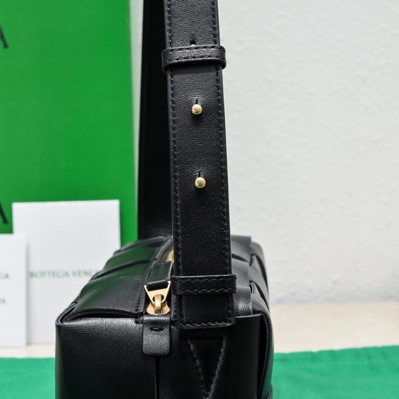 Bottega Veneta Satchel Bags Soft 67879