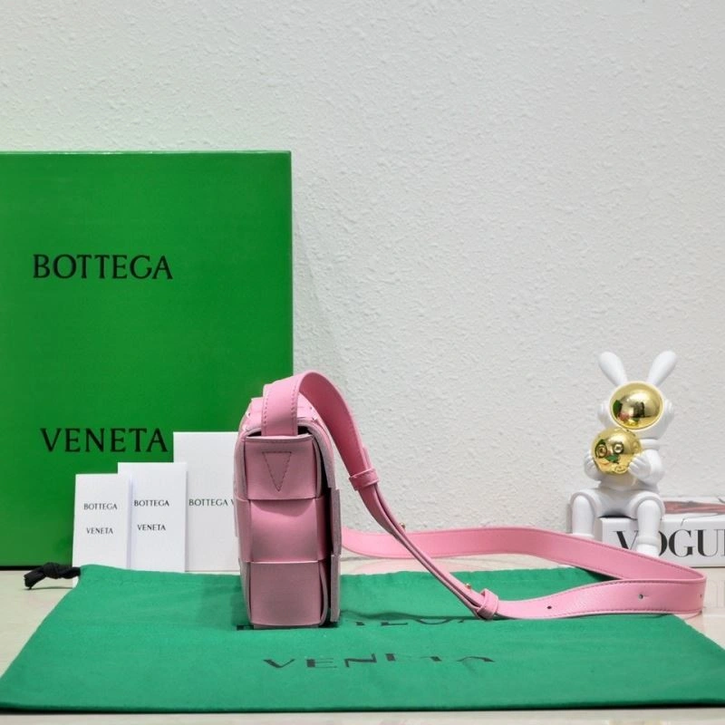 Bottega Veneta Satchel Bags Minimalist 67854