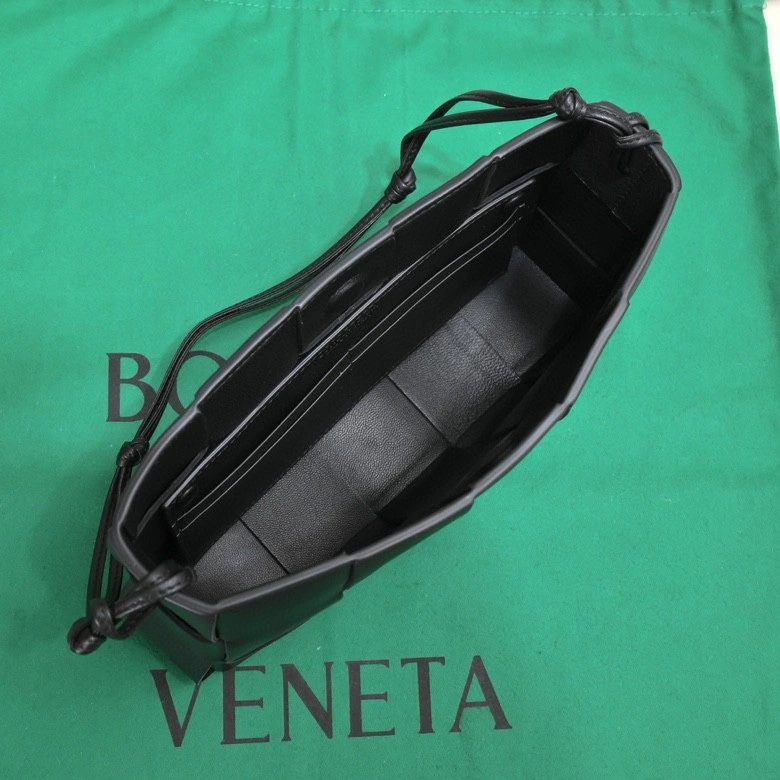 Bottega Veneta Satchel Bags SunProtective 67791