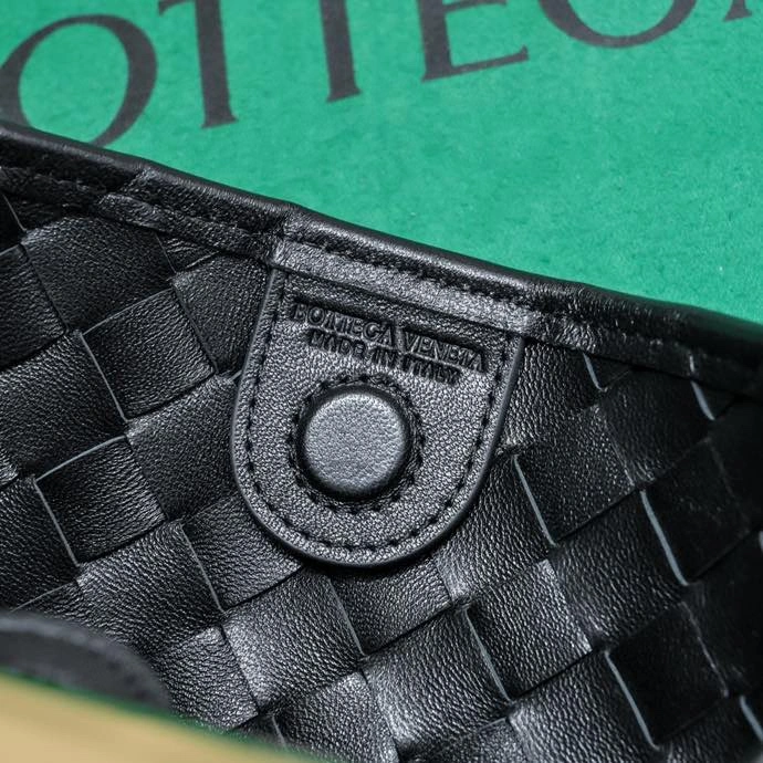 Bottega Veneta Satchel Bags Affordable 67842