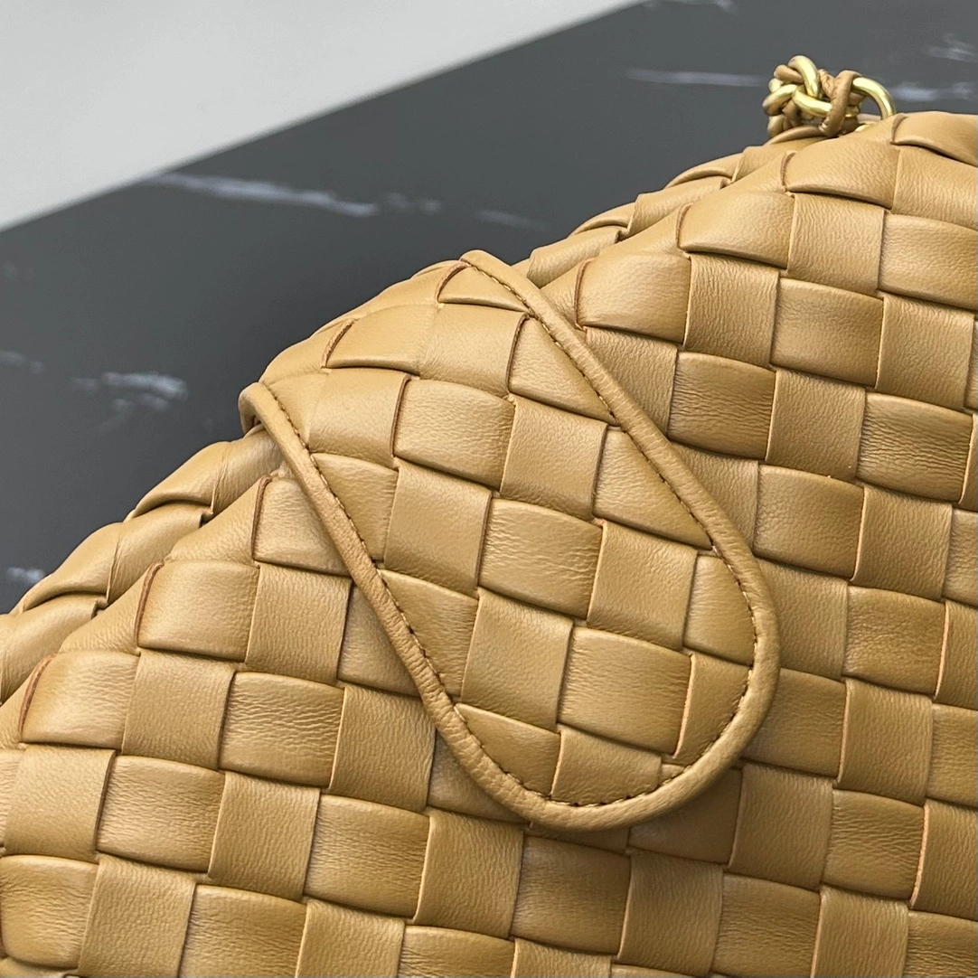 SmoothTexture Bottega Veneta Satchel Bags 67730