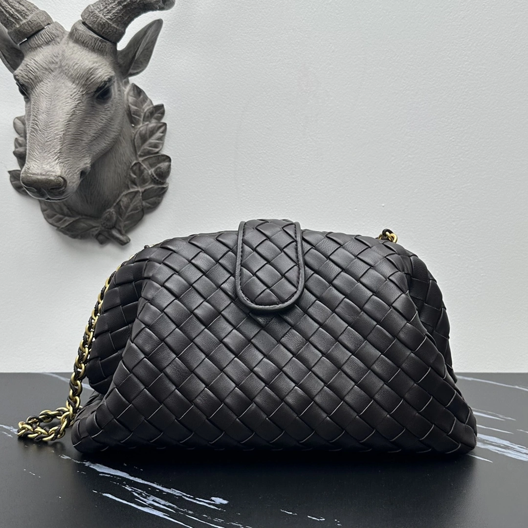 Sporty Bottega Veneta Satchel Bags 67724