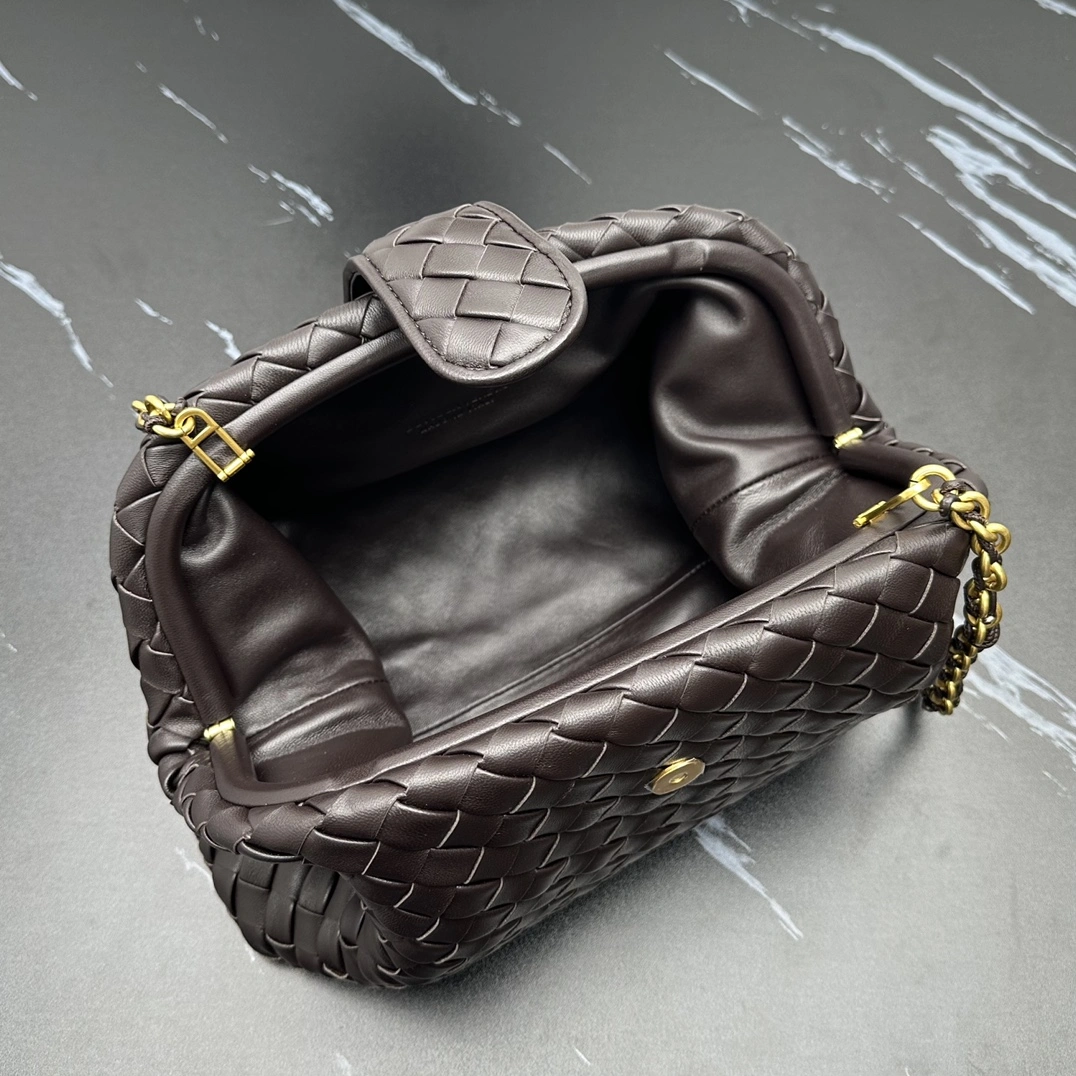 Sporty Bottega Veneta Satchel Bags 67724