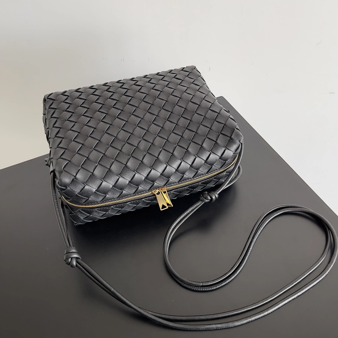 Bottega Veneta Satchel Bags Compact 67720