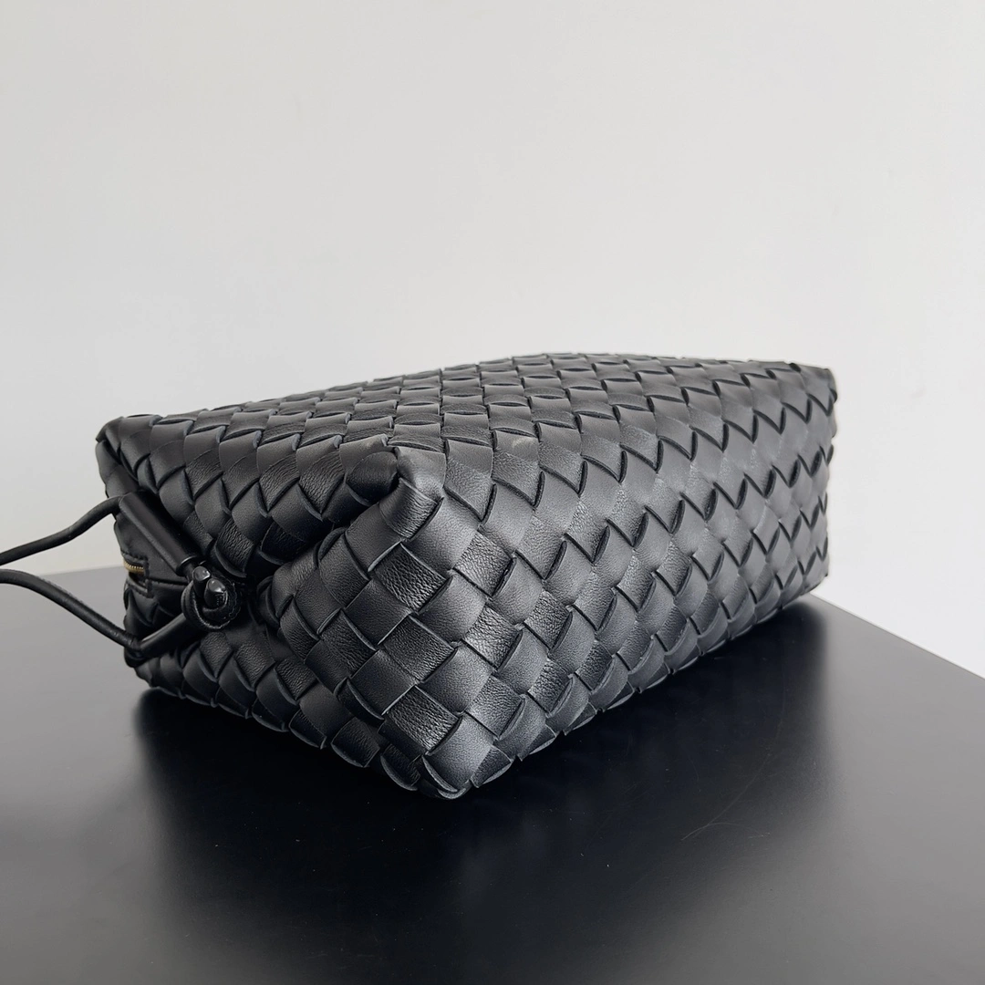 Bottega Veneta Satchel Bags Compact 67720