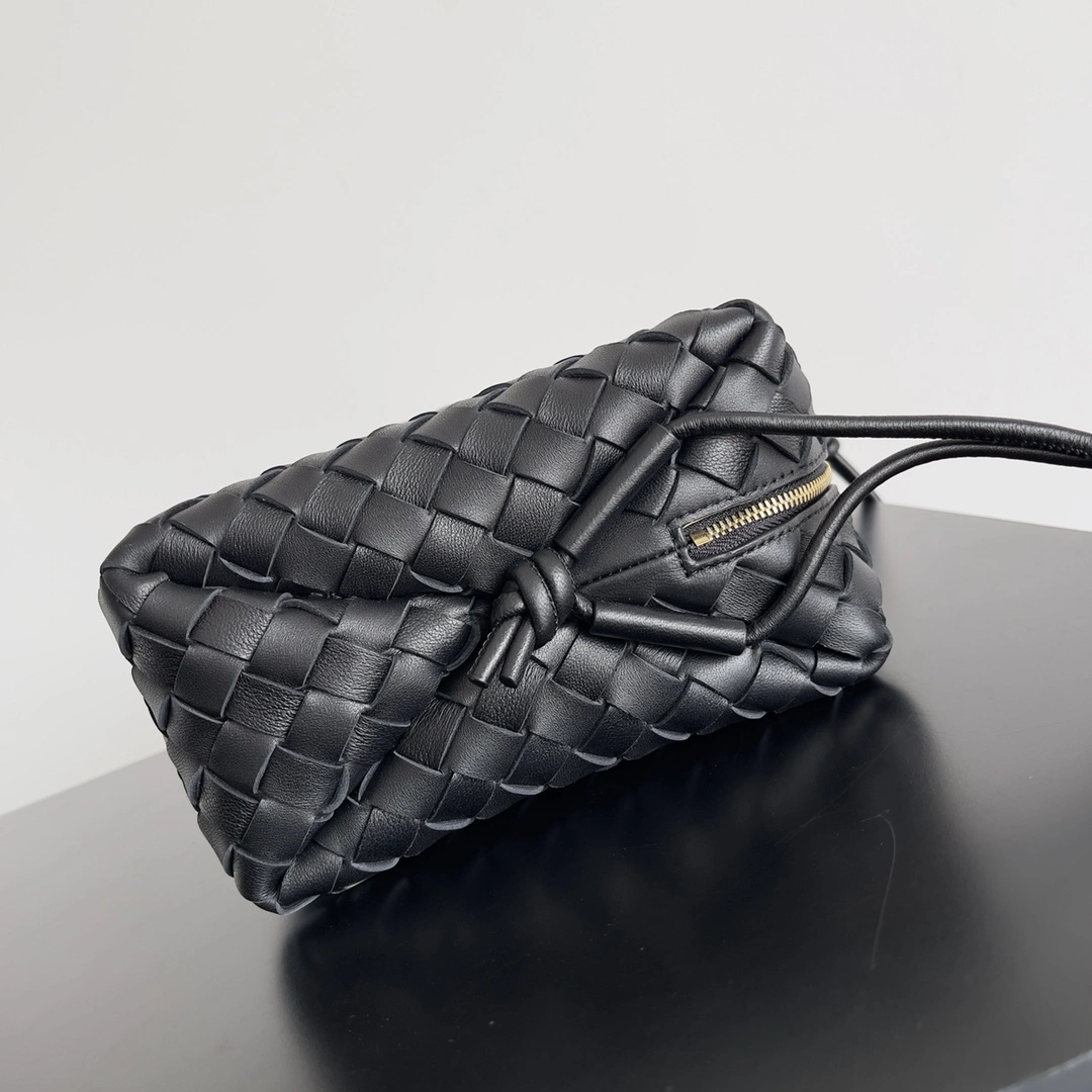 Bottega Veneta Satchel Bags Compact 67720