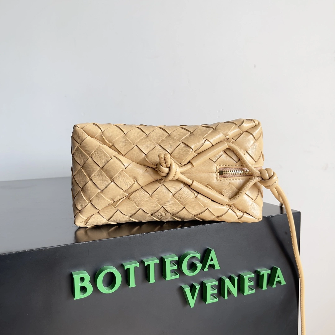Comfortable Bottega Veneta Satchel Bags 67712