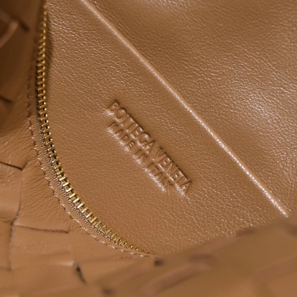 Bottega Veneta Satchel Bags MoistureWicking 67714