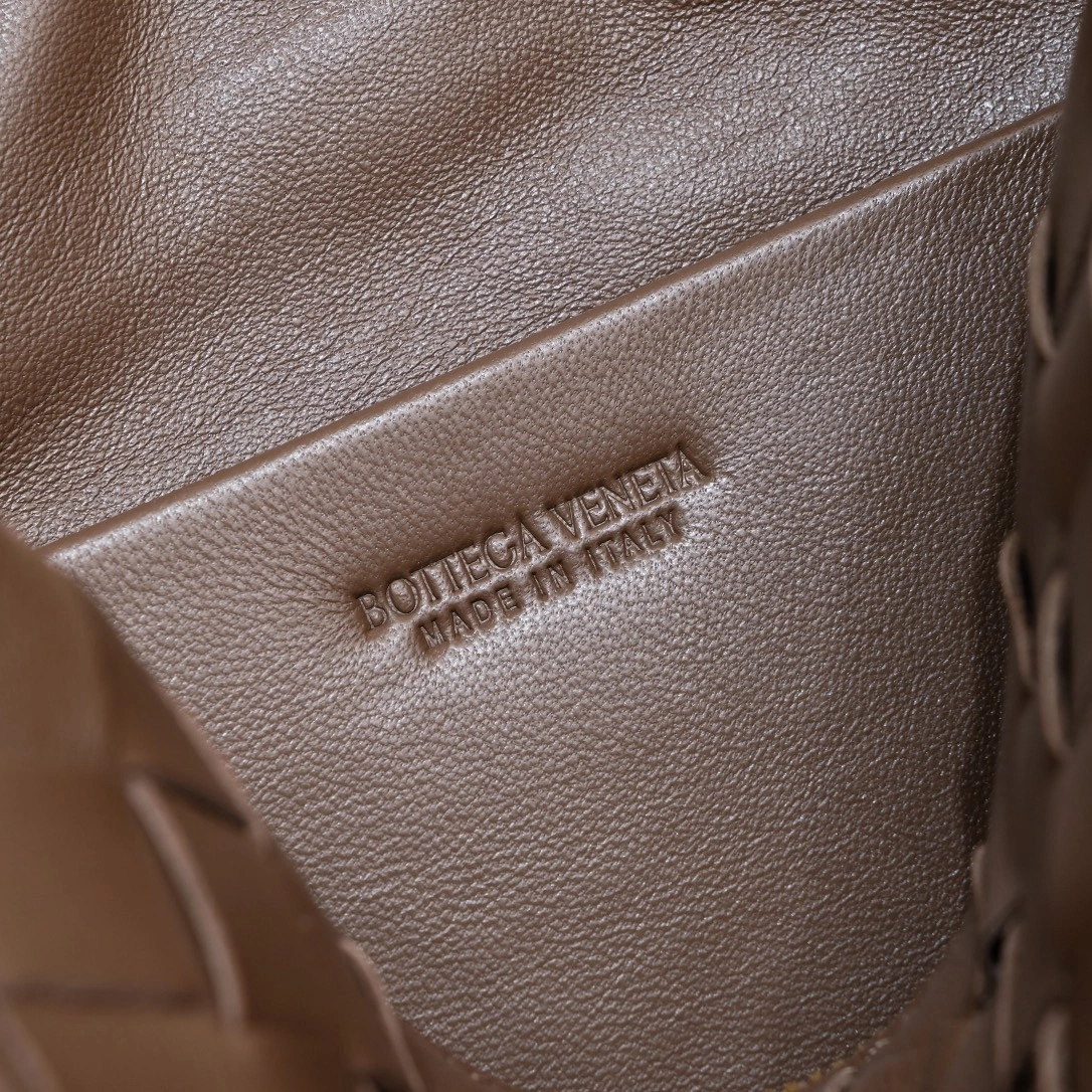 Sustainable Bottega Veneta Satchel Bags 67695