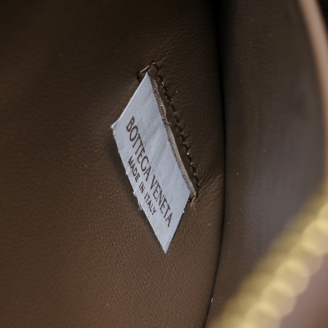 Sustainable Bottega Veneta Satchel Bags 67695